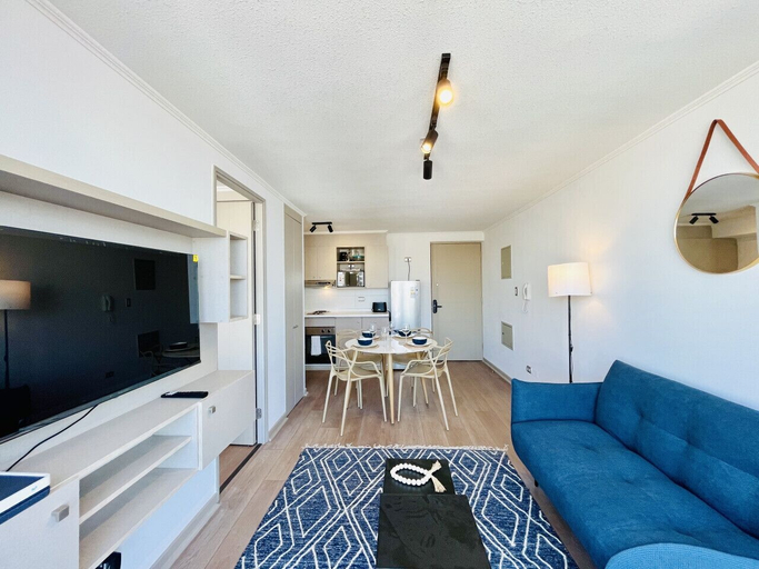 Room 5, Urbano Esperanza Plaza Yungay Laundry Park Pool, Santiago