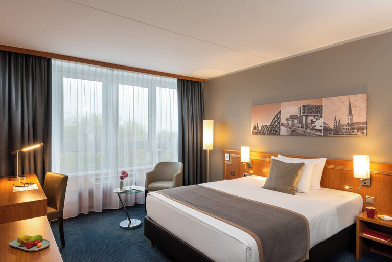 Bedroom 3, Leonardo Hotel Köln Bonn Airport, Köln