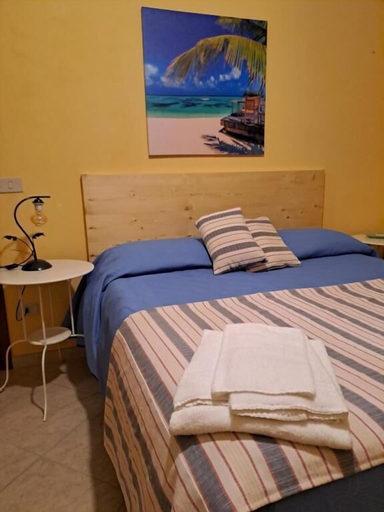 Bedroom 2, BB CAMERE POLICLINICO, Messina