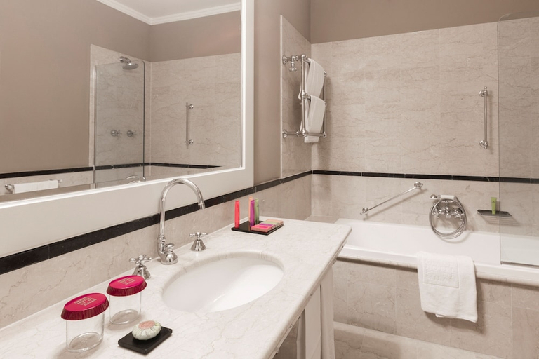 Bathroom 4, Grand Hotel et de Milan, Milano