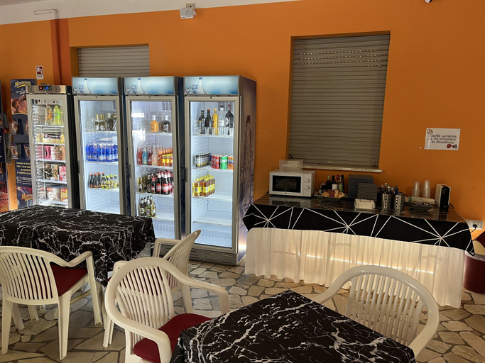 Food & Drinks 5, Hotel Wega, Rimini
