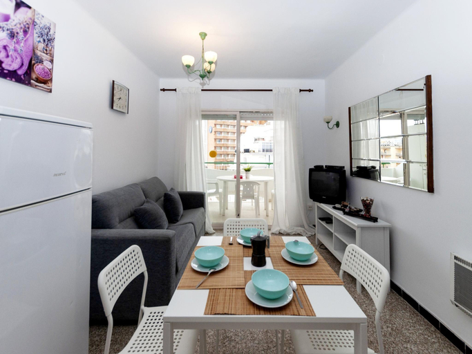 2, Apartment in Roses near Santa Margarita Beach, Girona