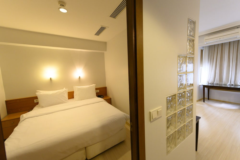Bedroom 2, Entes Apart, Beyoğlu