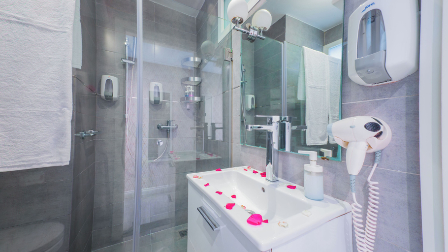 Bathroom 5, Rent Inn Suites, Rabat
