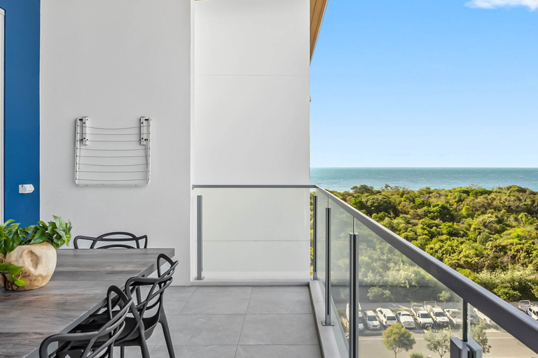 Balcony, Waterfront 2-bed Oasis - Pool, Steam, Jacuzzi, Gym, Caloundra - Kawana