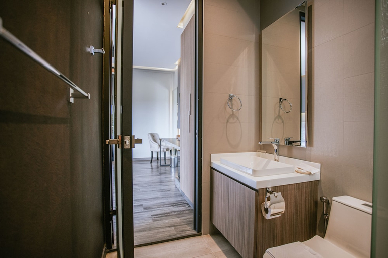 Bathroom 4, Mossview Resort, Khao Kho