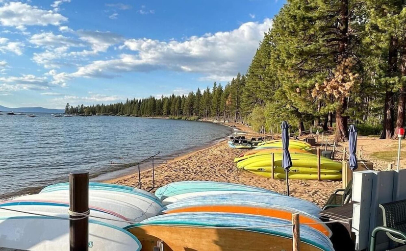 Others 4, Zephyr Cabin 3 Bedroom Home by RedAwning, Douglas