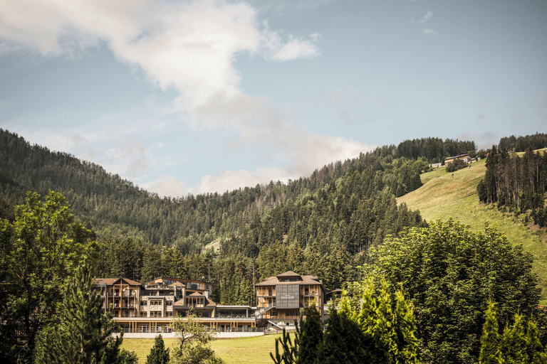 Exterior & Views 2, Excelsior Dolomites Life Resort, Bolzano