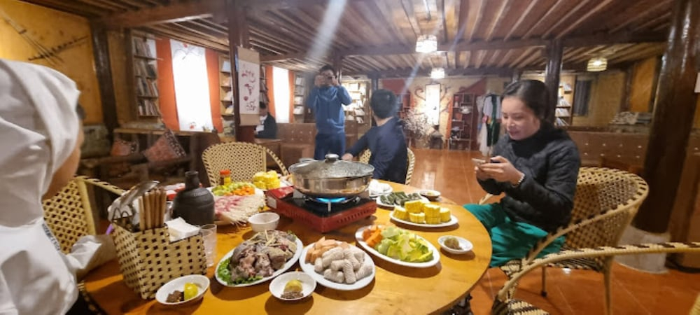 Food & Drinks 3, Long Co Tran Homestay, Đồng Văn