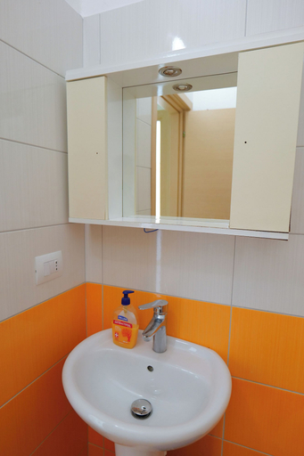 Bathroom 4, Almare Apartments, Vlorës