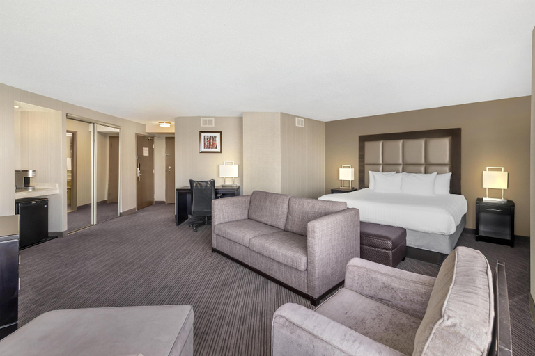 Bedroom 3, Best Western Plus Waterfront Hotel, Essex