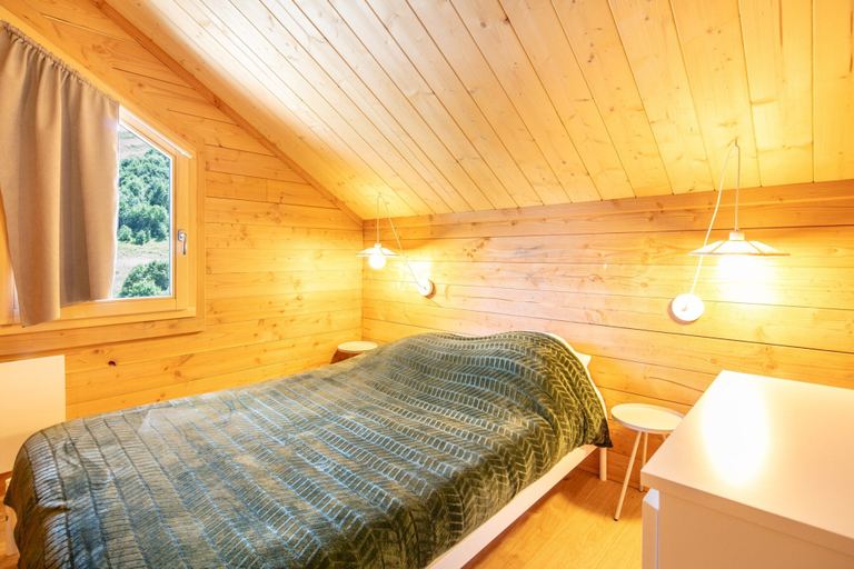 Room 3, Mountain Chalet in Saint-jean-d'arves, Savoie