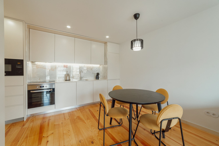 Room 5, Gaia Premium E Apartment by Vacationy, Vila Nova de Gaia