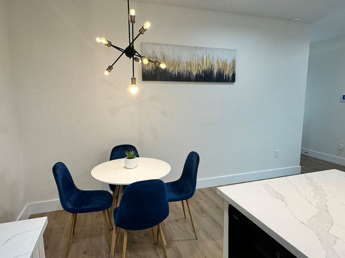 Room 5, Quiet 3BR Home Fast Access to IAH Downtown, Houston