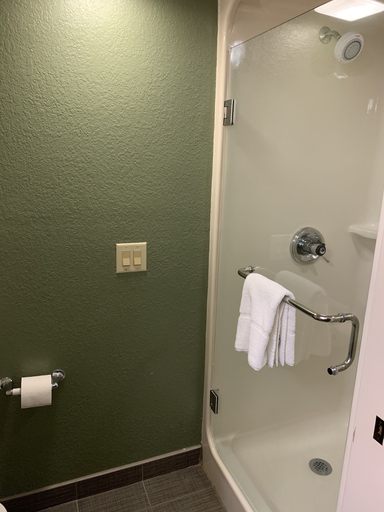 Bathroom, Sleep Inn Charlotte University Place, Mecklenburg