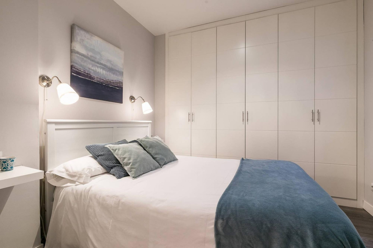 Room 5, Mm26 I 4C in Madrid With 2 Bedrooms and 2 Bathrooms, Madrid