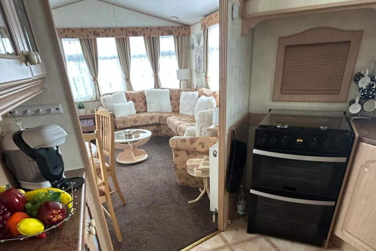 Living area 5, Caravan - Sleeps 6 - Parking, Conwy
