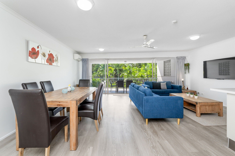 Interior 5, Resort-style Stay With Balcony & Garage Parking, Hervey Bay - Pt A