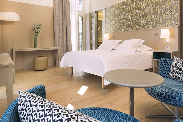 Bedroom 2, Oceania Hôtel de France Nantes, Loire-Atlantique