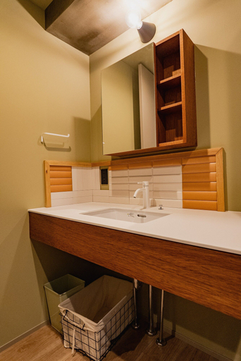 Bathroom 2, The Shore INN COAST LIFE at CHATAN, Chatan