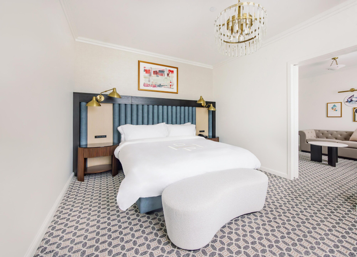 Bedroom 2, Hotel Du Pont, New Castle