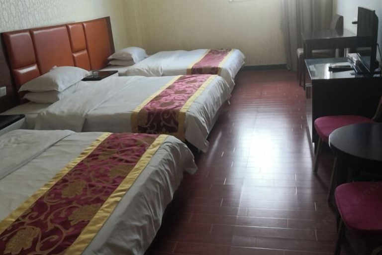 Bedroom 5, Jiangnan Hotel, Jiangmen