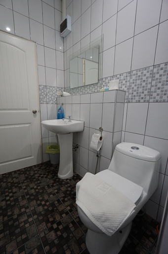 Bathroom 3, Baan Penny, Phra Nakhon Si Ayutthaya