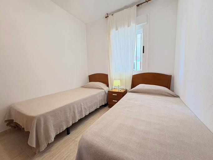 Bedroom 3, ACV - Costa Marfil I-2ª Linea Planta 5 Norte 2, Castellón