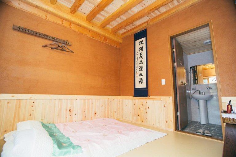 Bedroom 2, Laon Hanok Gguljam, Jeonju