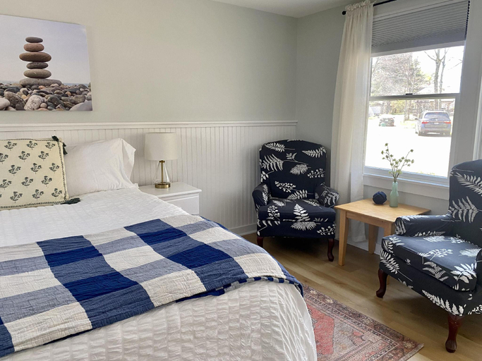 Bedroom 2, Hanscom's Motel & Cottages, Hancock