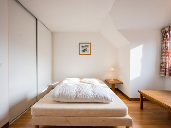 Room 3, Birdie F Ndeg21 - 5p10, Haute-Savoie