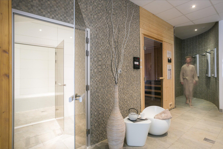 Spa treatment 3, Apartment in Sainte-Foy with Ski-InSki-Out, Savoie