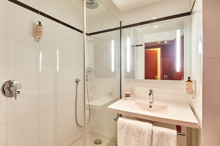 Others 2, B&B Hotel Saint Quentin en Yvelines Centre Gare, Yvelines