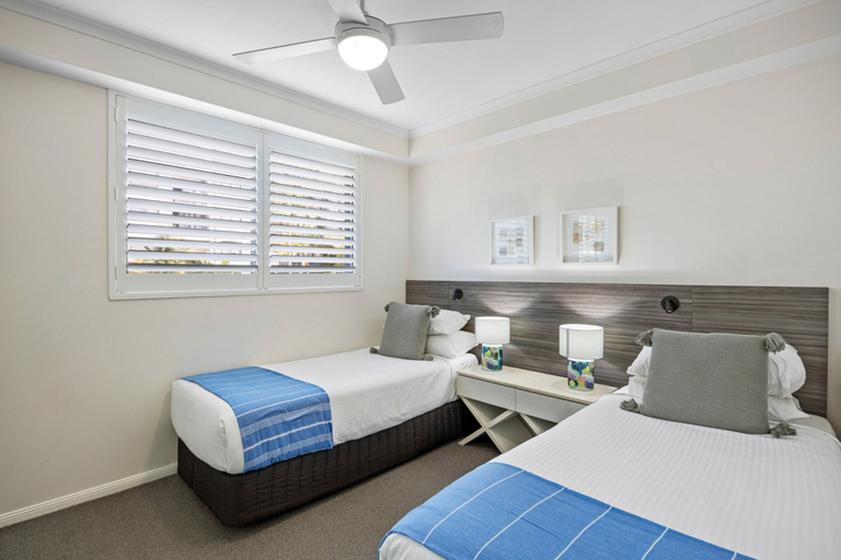 Others 4, Beachside 2-bed With Pools, Gym, BBQ and Parking, Maroochy - Maroochydore