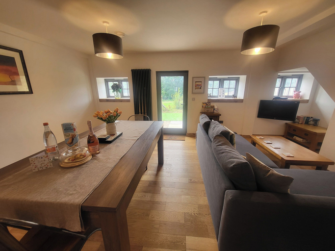 Interior, Cottage Sleeps 5 With Hot Tub and Parking, Devon