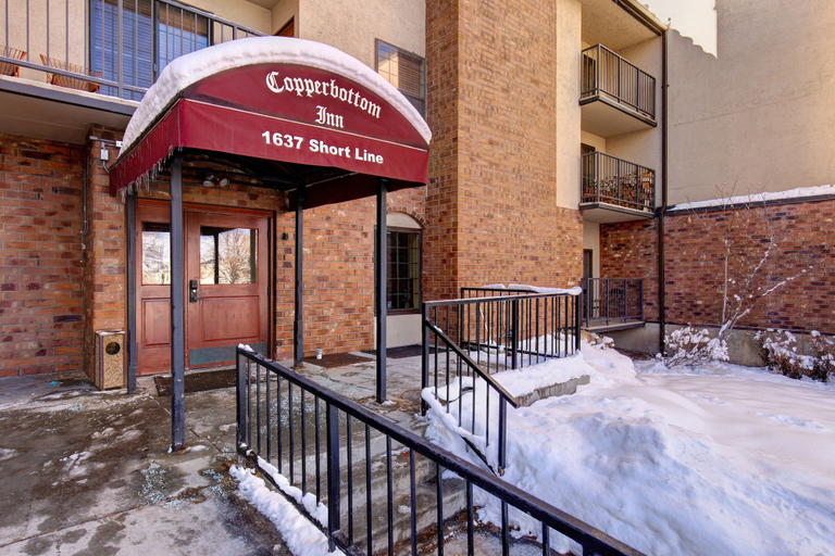 Exterior detail 2, Copperbottom Inn 311 1 Bedroom Condo, Summit