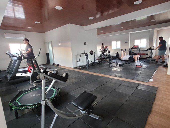 Gym, Mirador del Cielo, Andrés Ibáñez