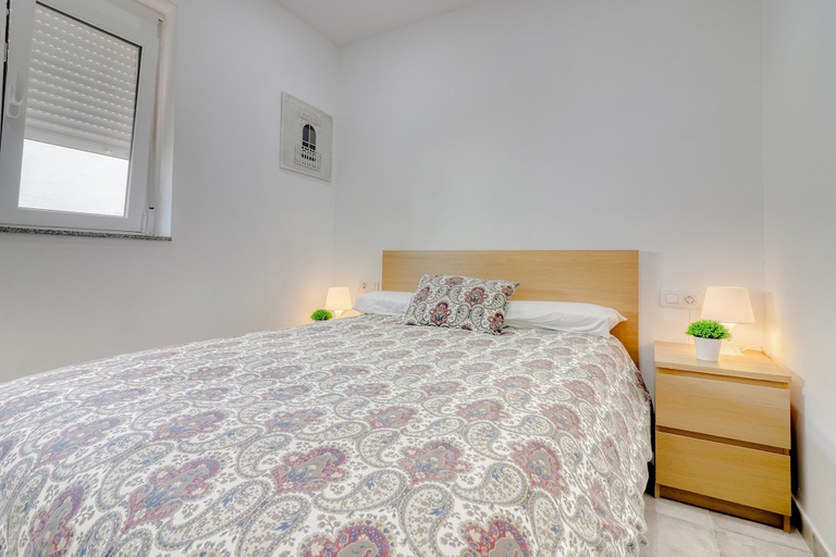 Room 5, Spacious Terrace House w Ocean View 100m to the Beach, Santa Cruz de Tenerife