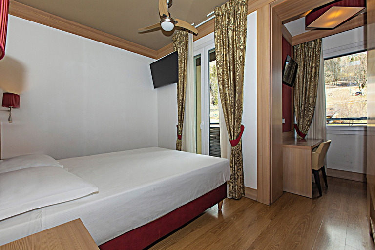 Bedroom 3, TH Cadore - Hotel Antelao, Belluno