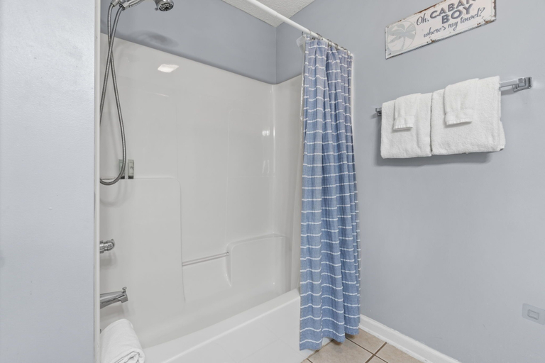 Bathroom 4, Poolside Cabana by Book That Condo, Bay