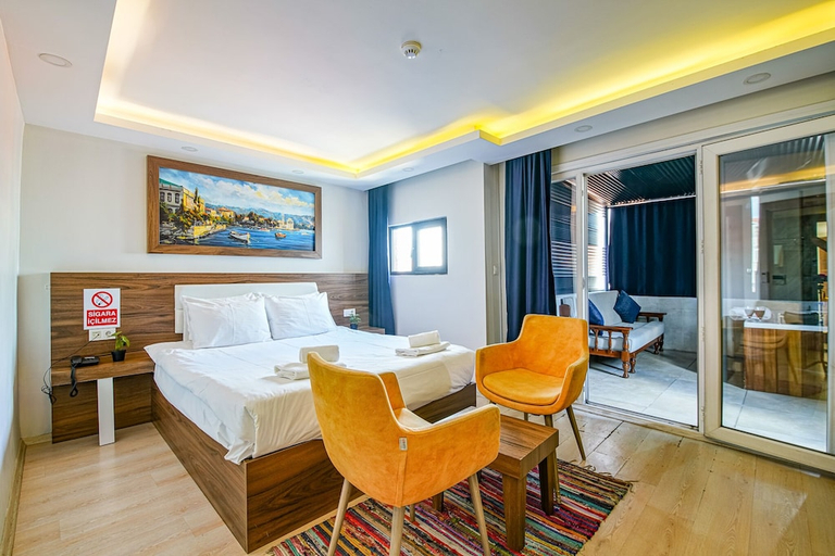 Others 3, Mitani Suites, Beyoğlu