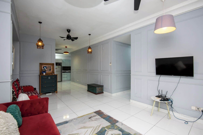 Interior 2, Stylish 4BR Near Paradigm Mall, Pool, Free Parking, Johor Bahru