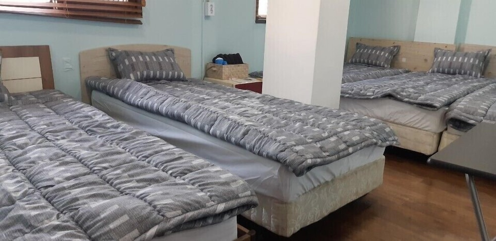 Others 3, Kimstay 9, Gangseo
