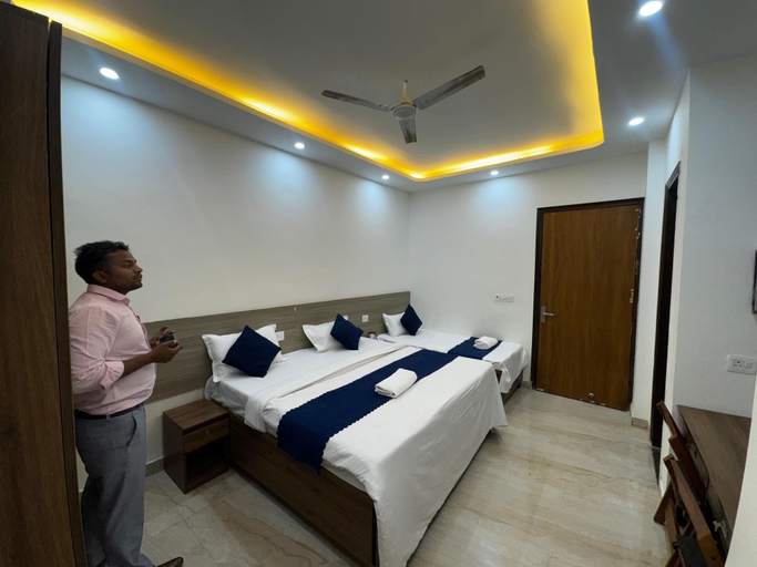 Room 2, Hestia Hotel and Restaurant, Gautam Buddha Nagar
