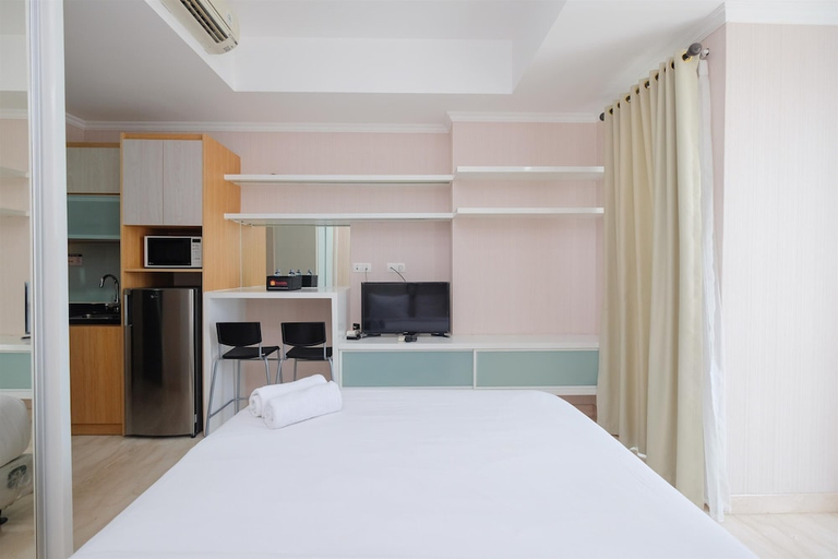 Others 3, Homey And Comfy Studio Room At Menteng Park Apartment, Central Jakarta
