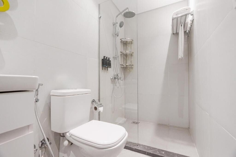 Bathroom 2, Brassbell l Zamalek Daoud Studios B, Zamalik