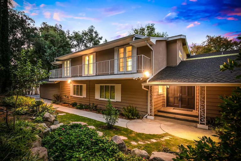 Exterior, Pacific Dreams Home in Calabasas, Los Angeles