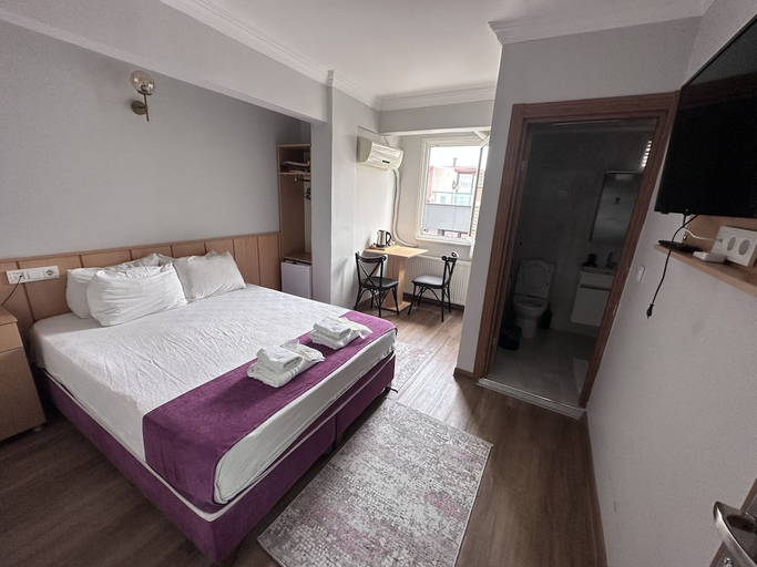 Bedroom 2, Hotel Ozsefa, Bakırköy