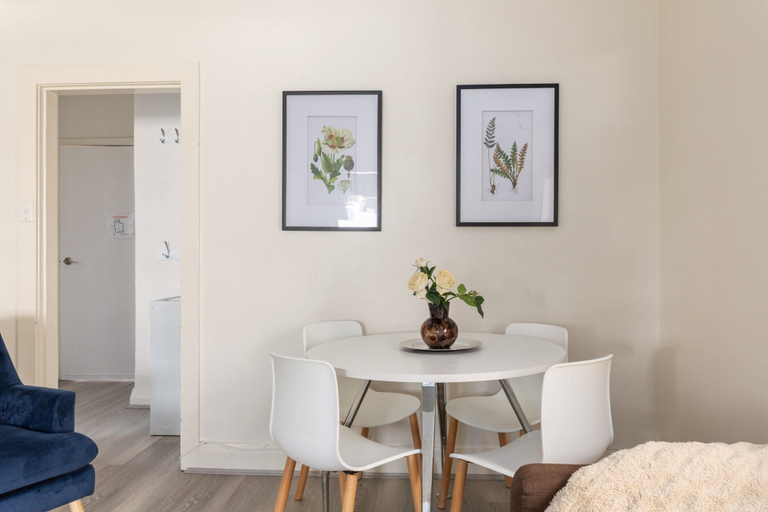 Dining, 2-Bed Apartment Near Manly Beach, Sydney