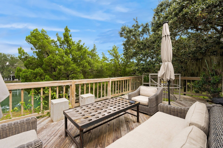 Terrace/patio 5, Sunny Pointe 4 Bedroom Home, Georgetown